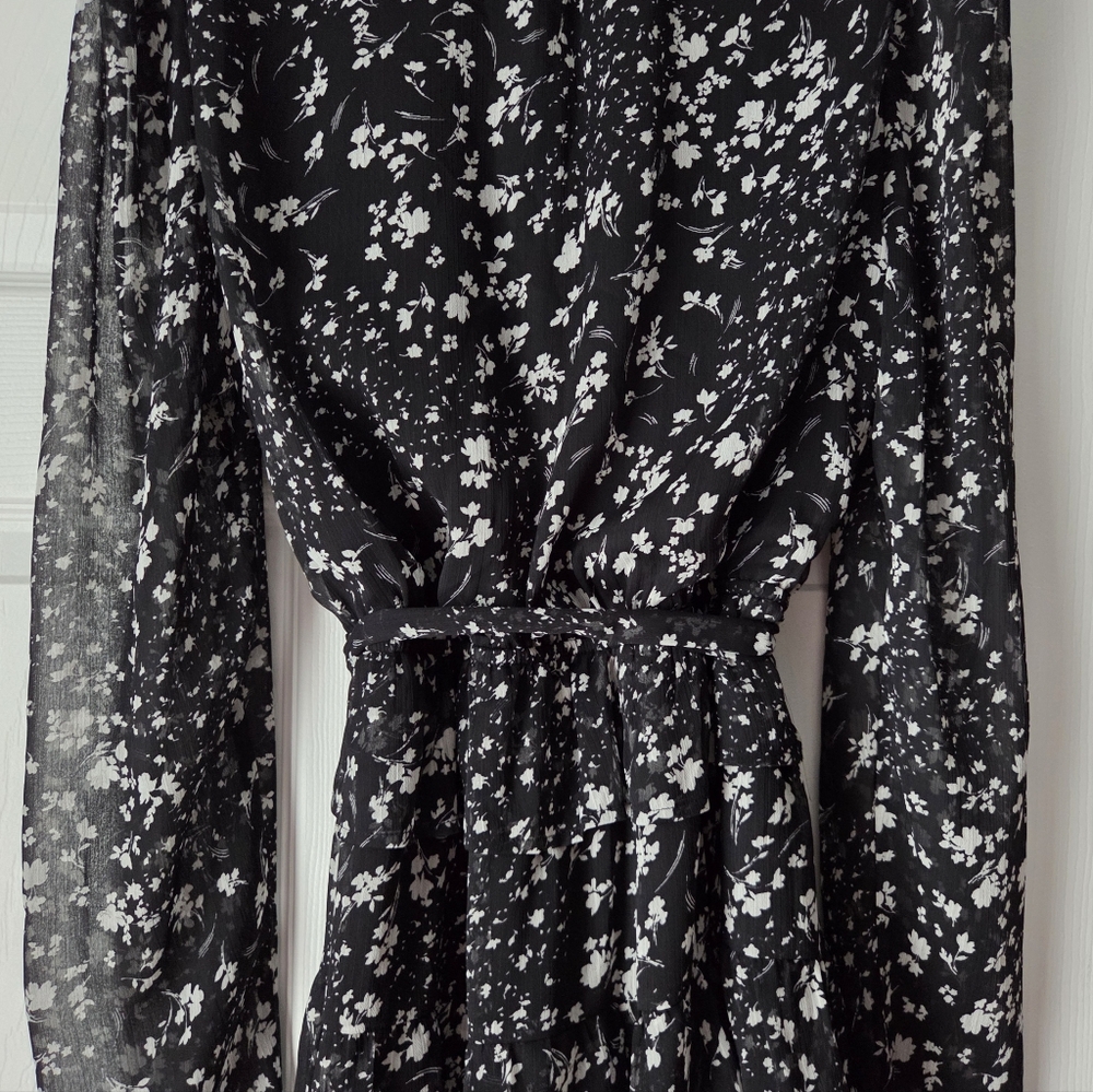Aqua Black and White Floral Long Sleeve Dress size L - Picture 10 of 13